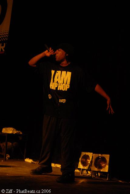 060528_KRS-ONE_14