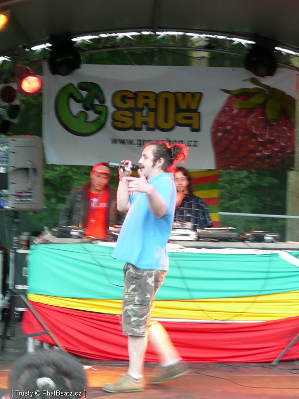 070623_RealBeat_21