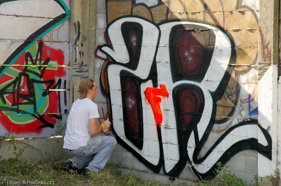 070825_HHK07graff_14