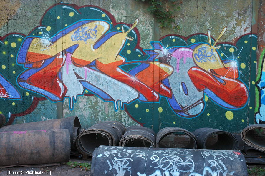 070825_HHK07graff_22