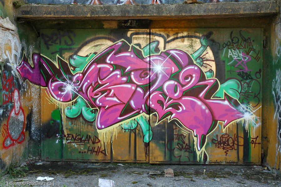 070825_HHK07graff_30