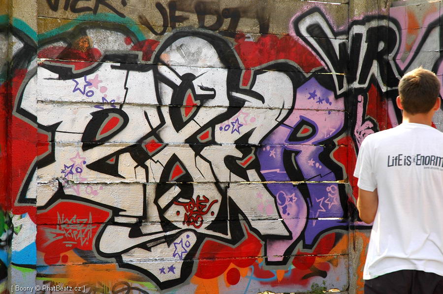 070825_HHK07graff_50