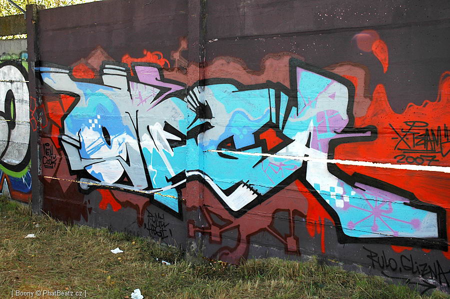 070825_HHK07graff_72