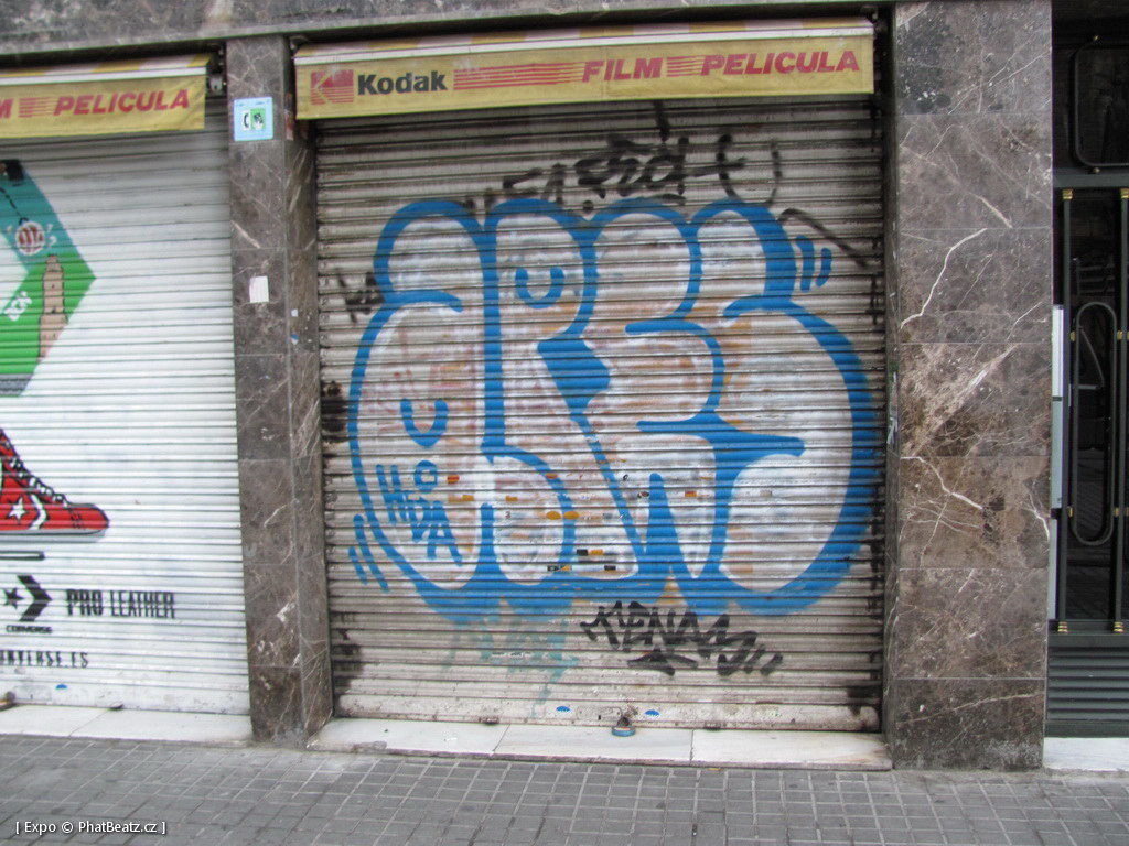 1312-1401_BarcelonaStreet_092