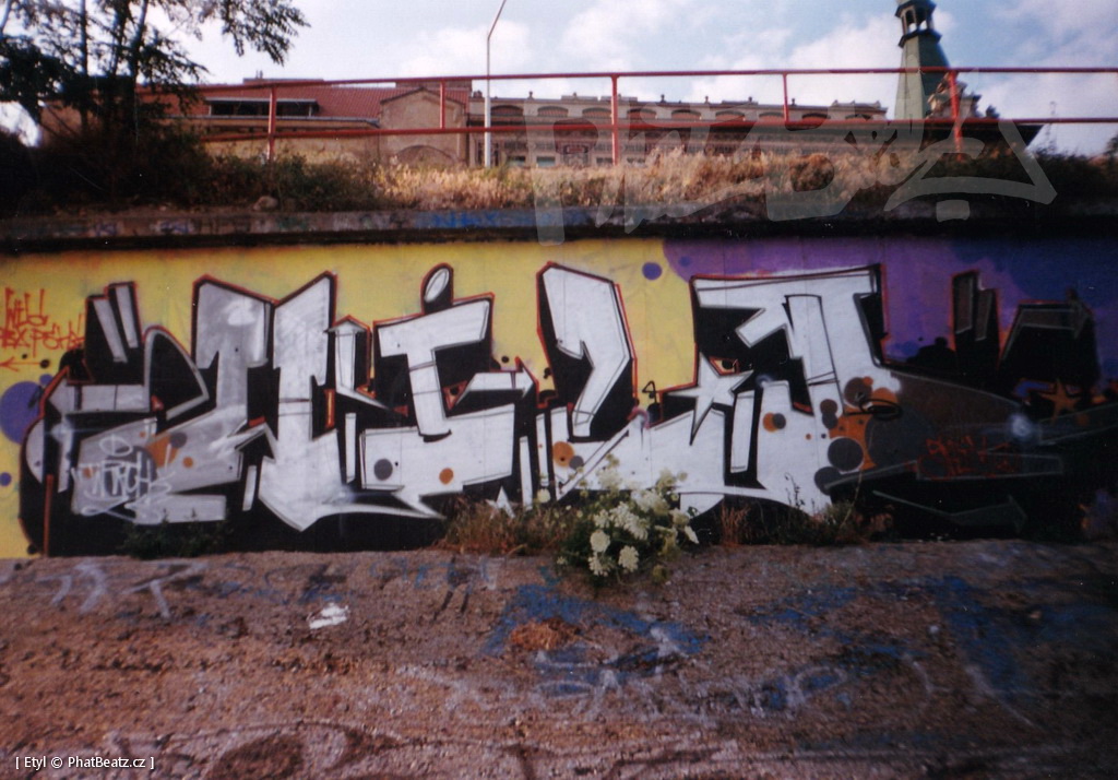 1996-2000_Graffiti_Praha_14