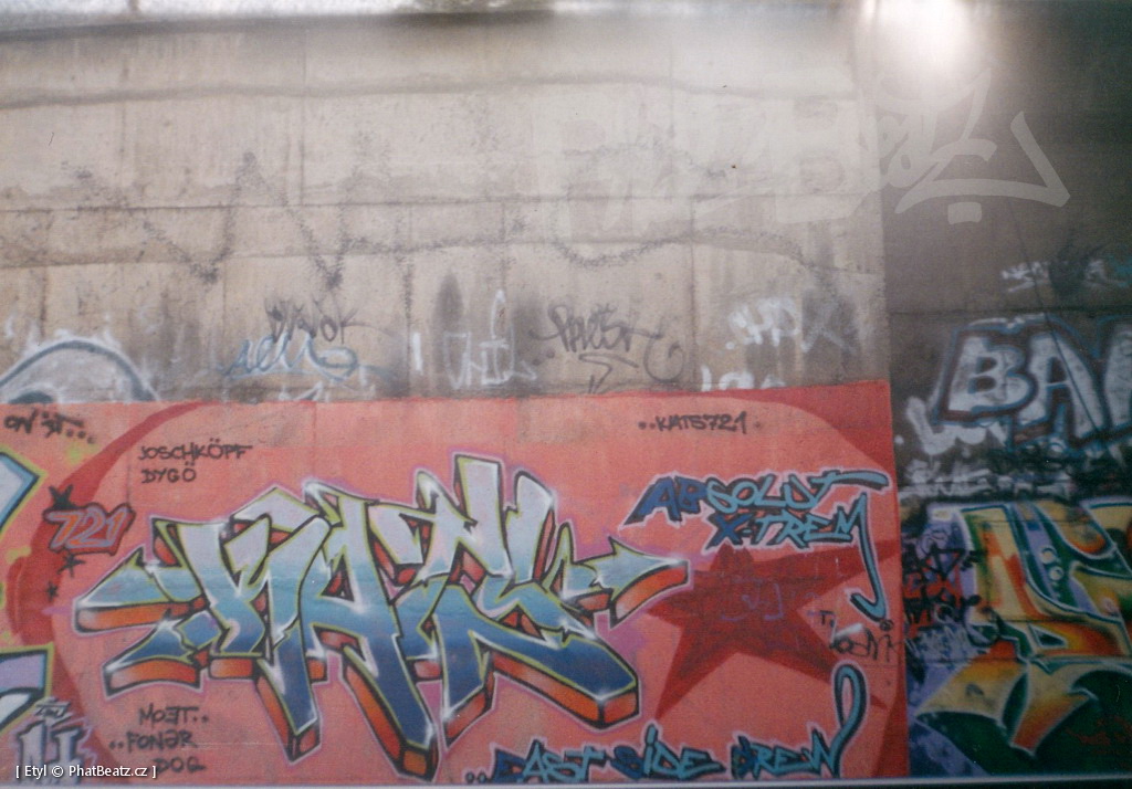 1996-2000_Graffiti_Praha_20