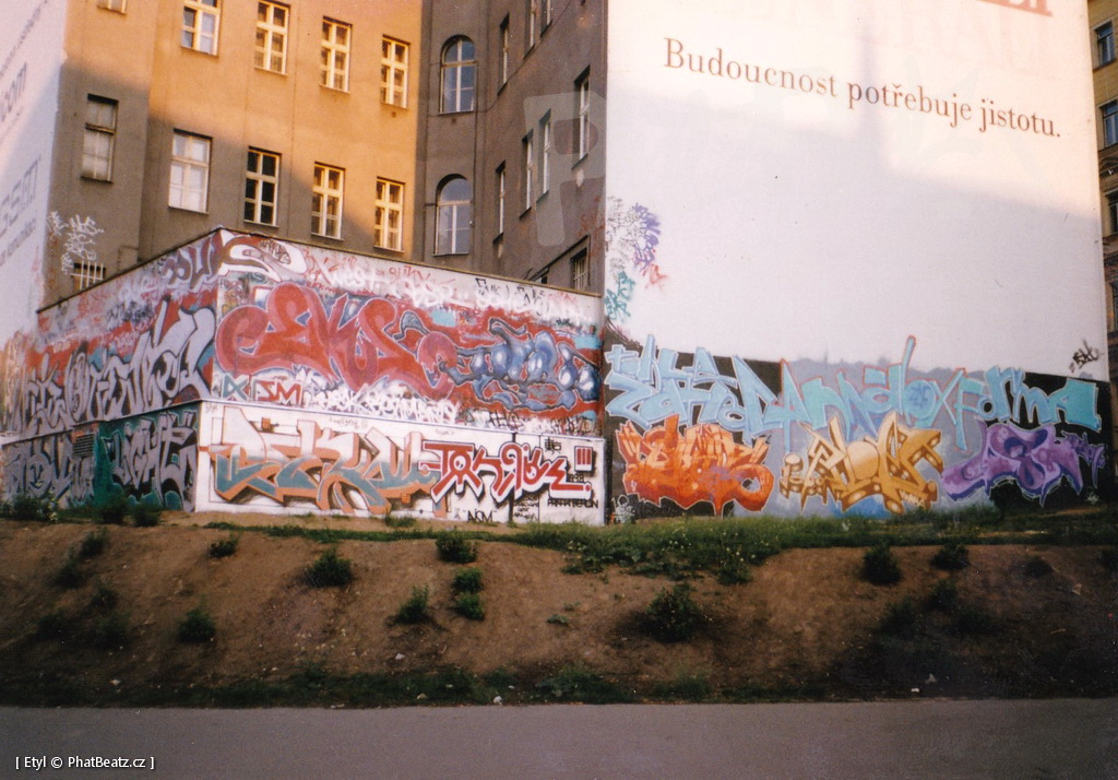 1996-2000_Graffiti_Praha_22