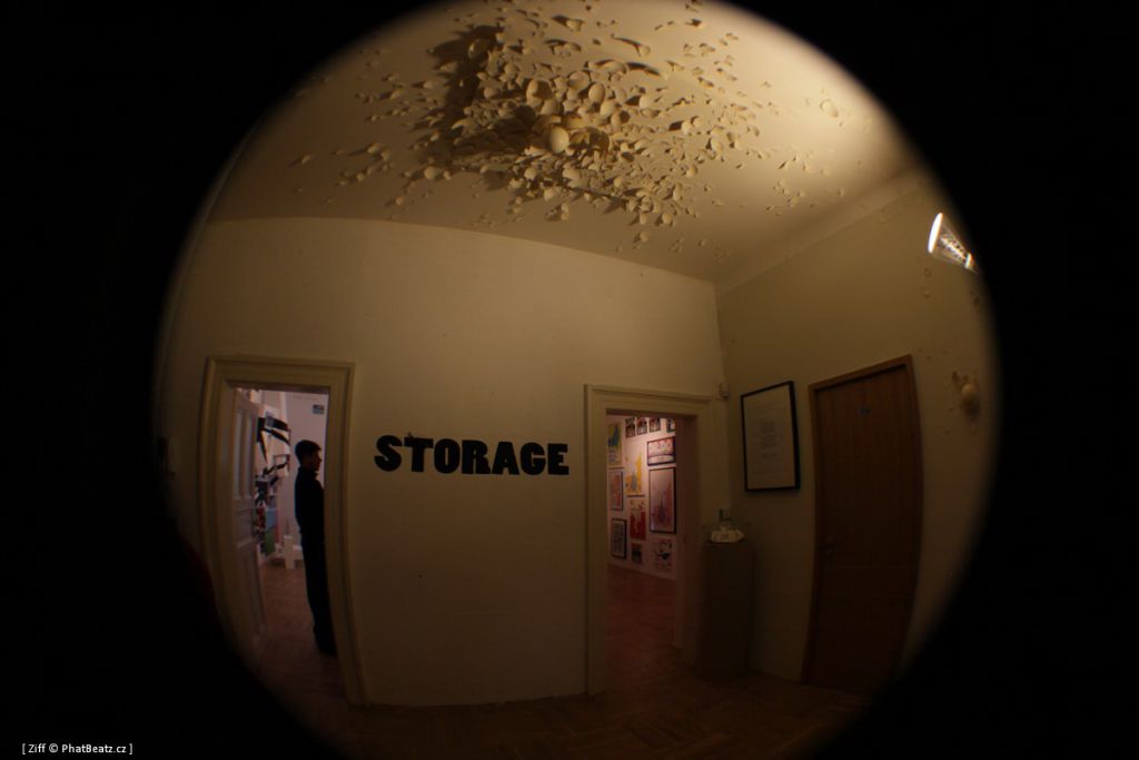 storage_079